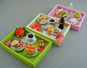 Сушеная еда для кукол из пластилина