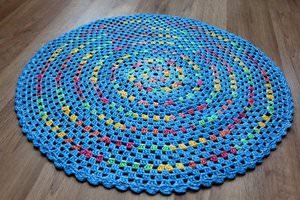 Коврик из мусорных пакетов